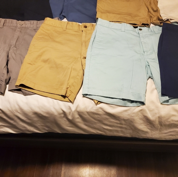 Lot of Mens Jcrew 7" Flex Shorts - Picture 5 of 5